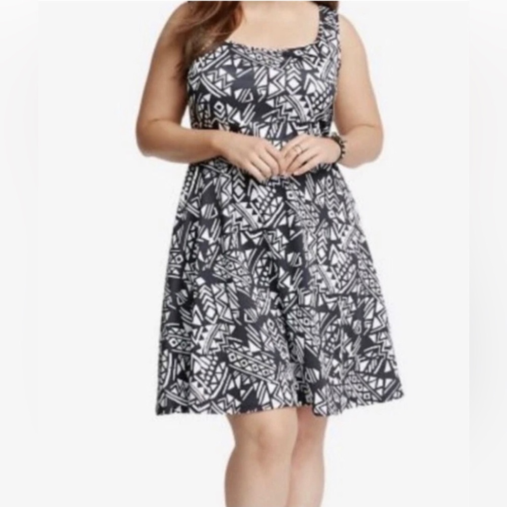 Torrid Black White Geometric Print Sleeveless Skater Womens Dress Sz 2X Grunge